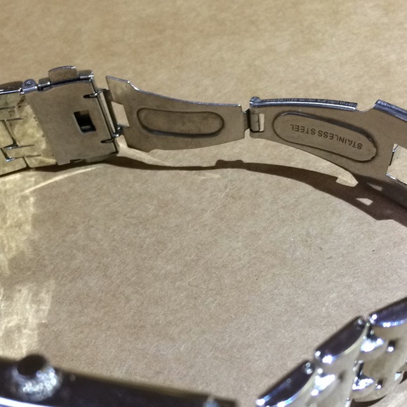 Calvin Hill Quartz Watch - Picture 4 of 7